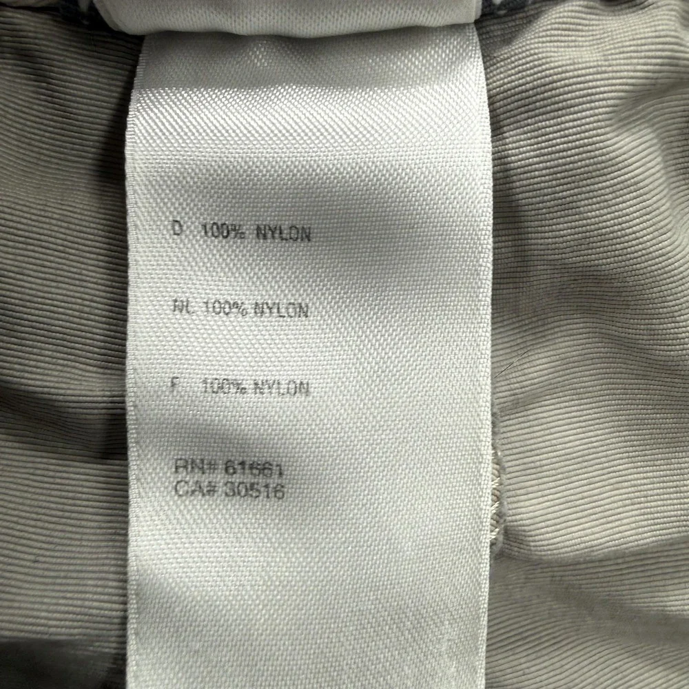The North Face Shorts Mens Small Gray Nylon Cargo Hiking Belted 10 Inseam Trail